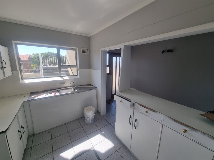 To Let 2 Bedroom Property for Rent in Claremont Western Cape